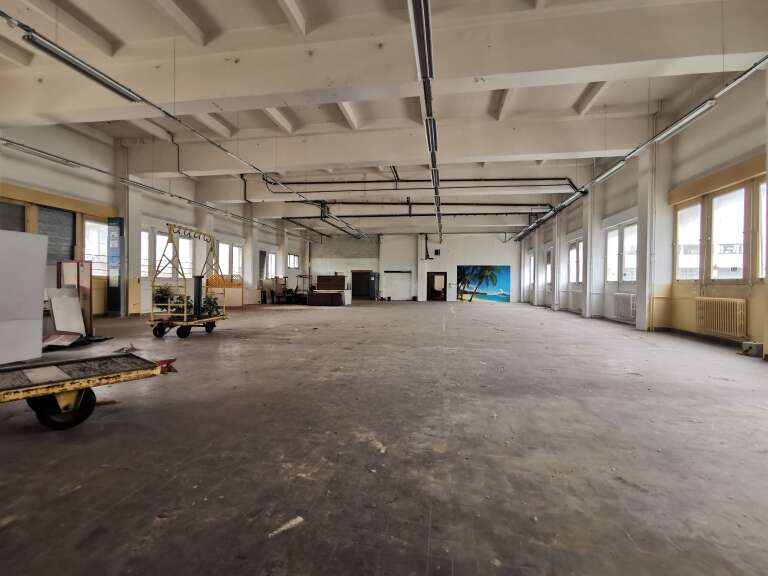 Tri postal Avignon 1er étage 1e etage.jpg