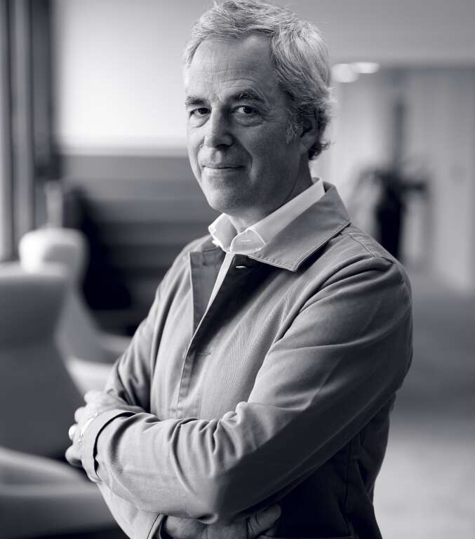 Launiau_6539_ACANOVAS_CROPED.jpg Launiau_6539_ACANOVAS_CROPED.jpg