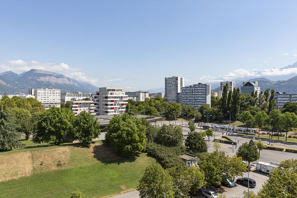 Les Villeneuves