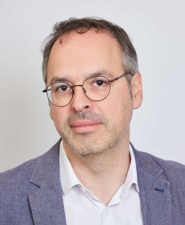 Portrait Oliver Conus Adequation V2.png Portrait Oliver Conus Adequation V2.png