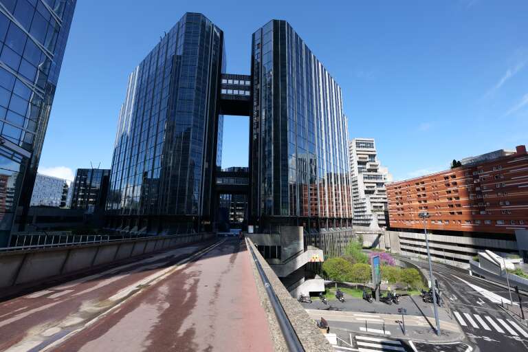 Tours Miroirs.JPG Tours Miroirs.JPG